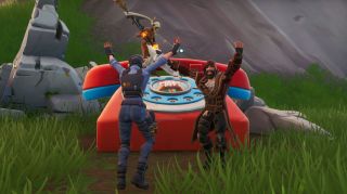 电脑评测：哪里可以找到Fortnite的大电话和电话号码